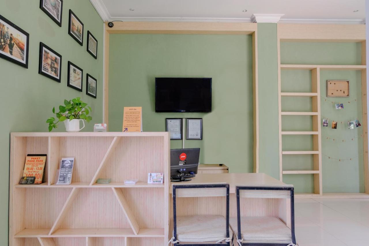 Spot On 1712 Griya Shanta Residence Malang Extérieur photo