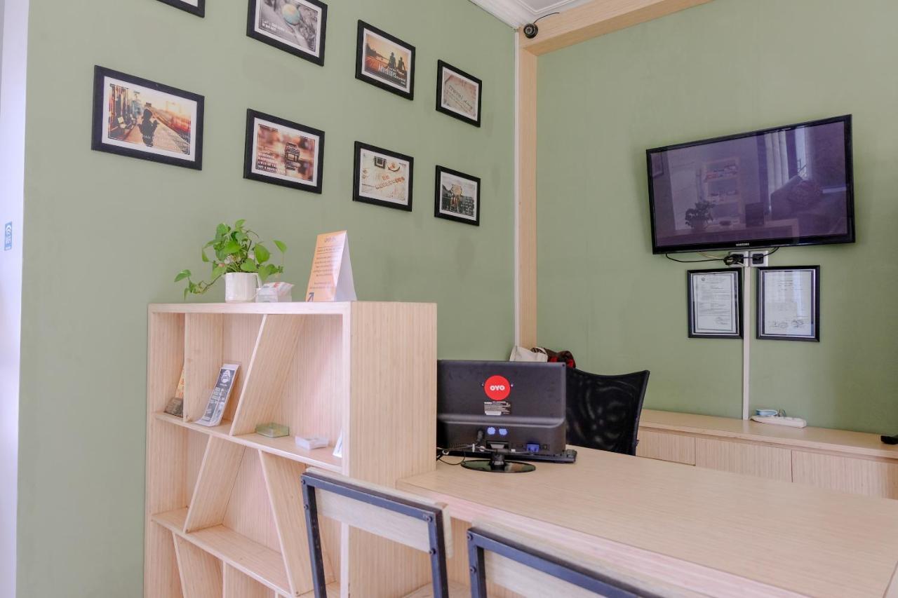 Spot On 1712 Griya Shanta Residence Malang Extérieur photo